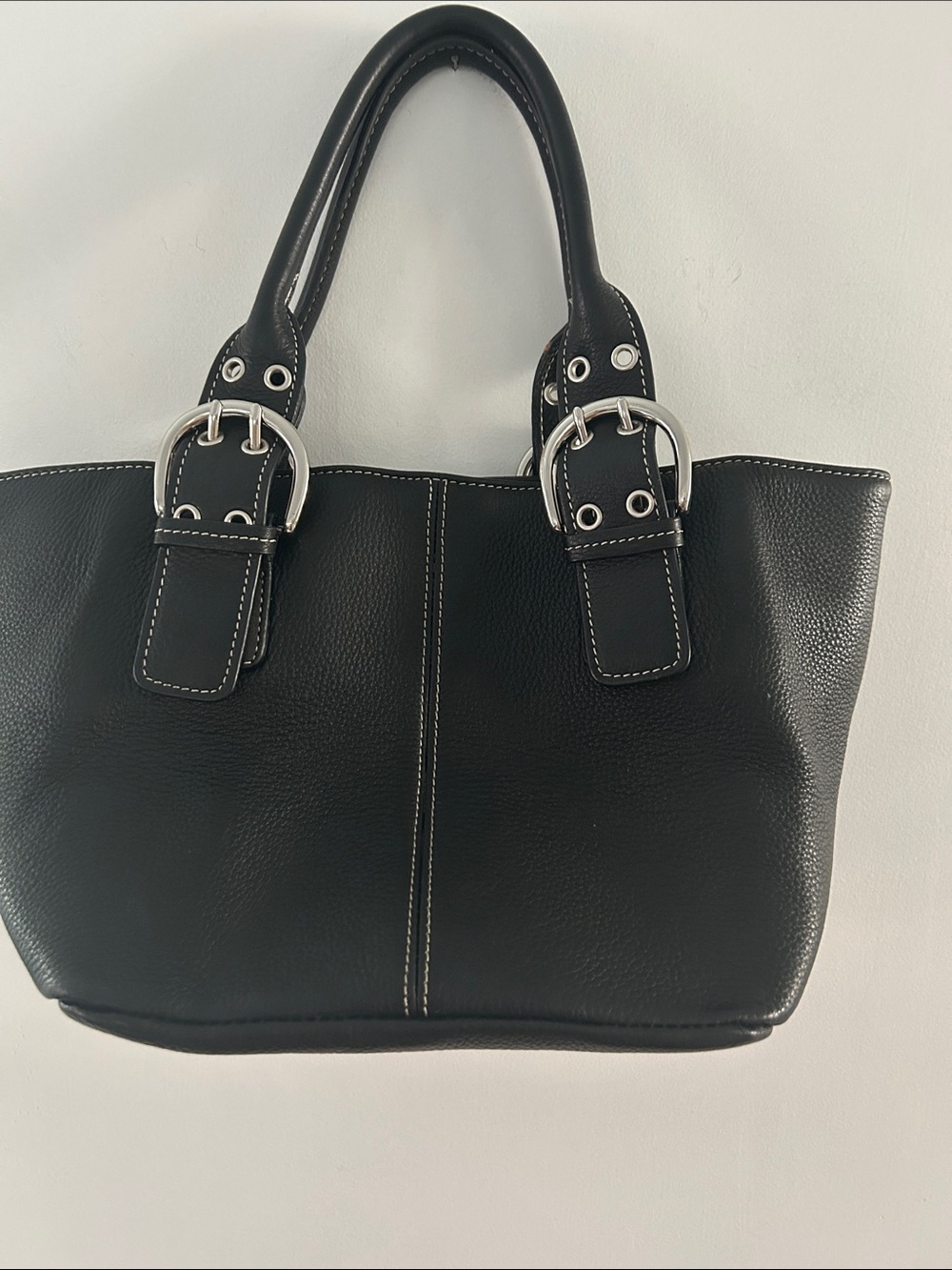 Tignanello Y2K Black Leather Shoulder Bag with Large Silver Buckles - Picture 11 of 13